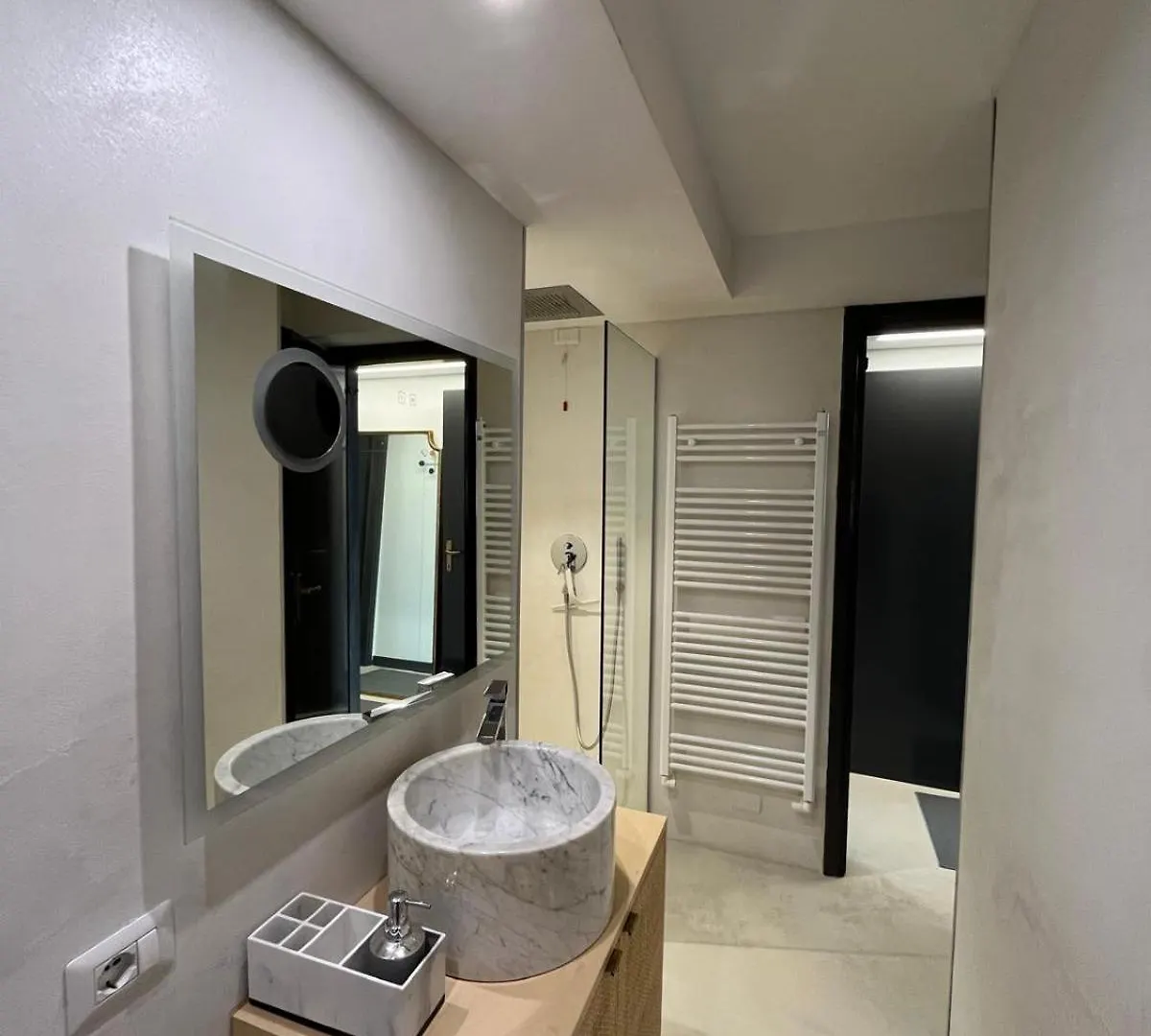 Dolce Vita Luxury House Luino 0*,  Italy