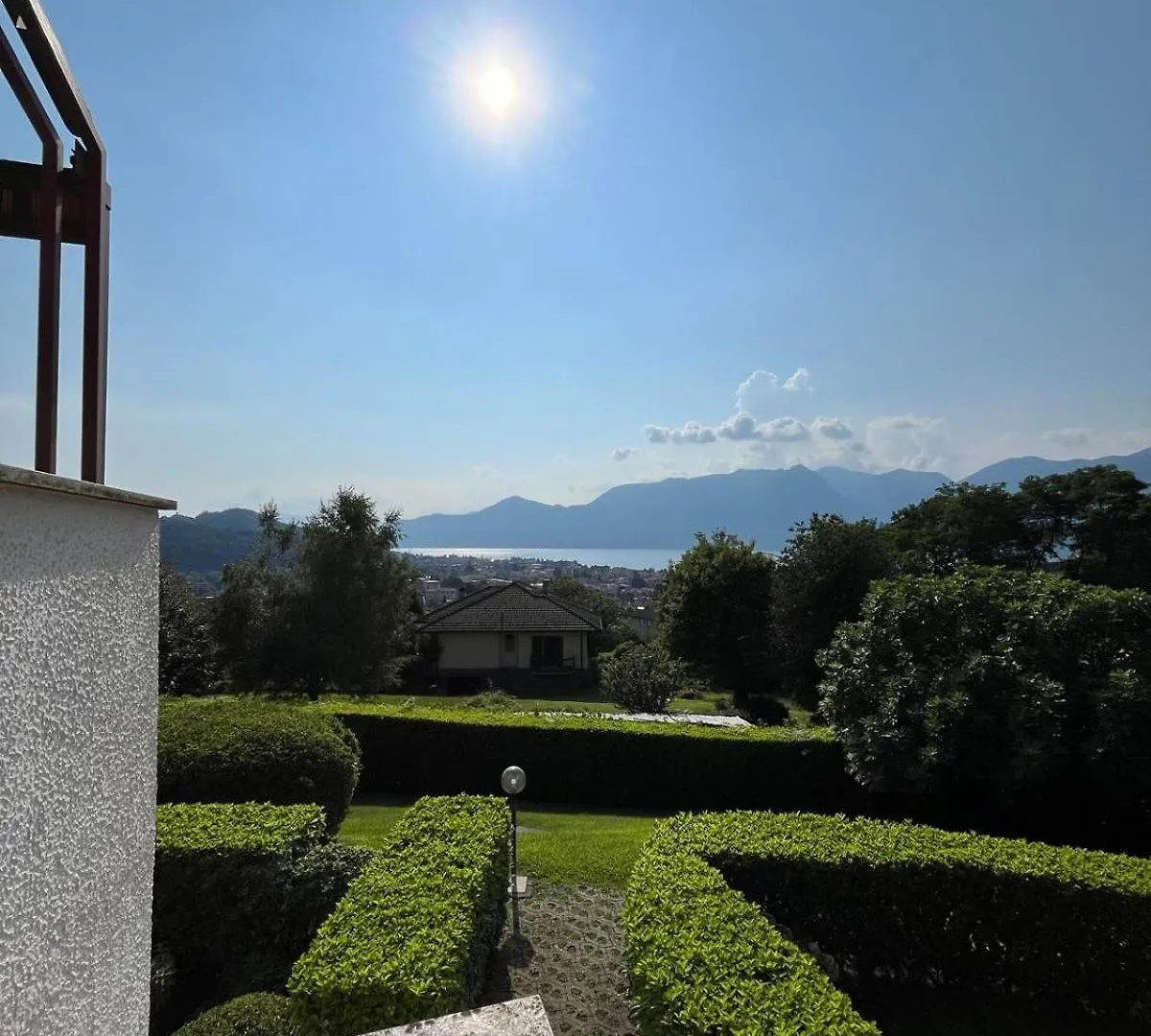 Dolce Vita Luxury House contacts